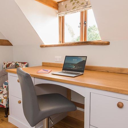 Exquisite Coach House Near Silverstone & Stowe Διαμέρισμα Μπάκινγχαμ Εξωτερικό φωτογραφία