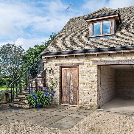 Exquisite Coach House Near Silverstone & Stowe Διαμέρισμα Μπάκινγχαμ Εξωτερικό φωτογραφία